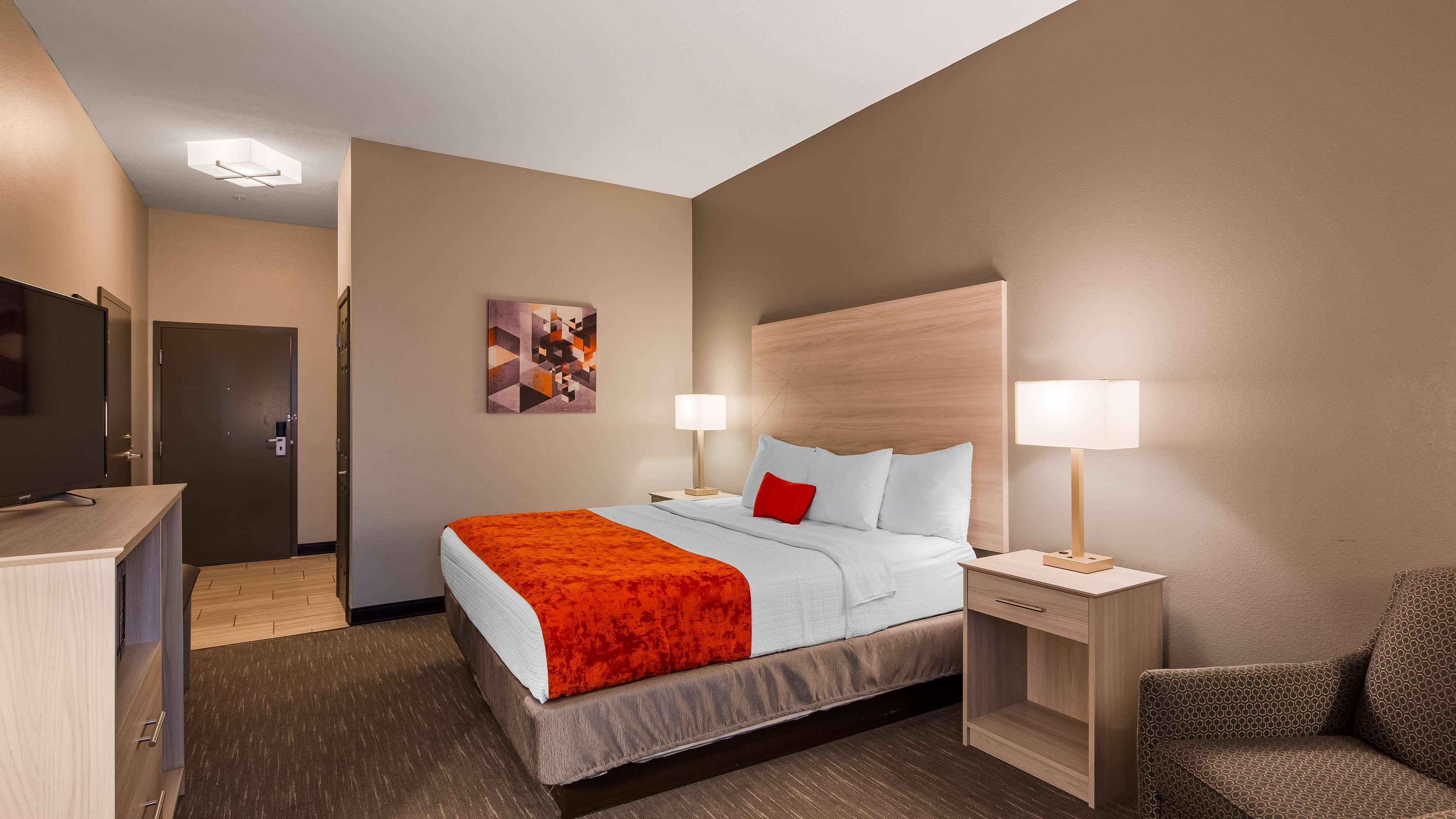 Best Western Plus New Cumberland Εξωτερικό φωτογραφία