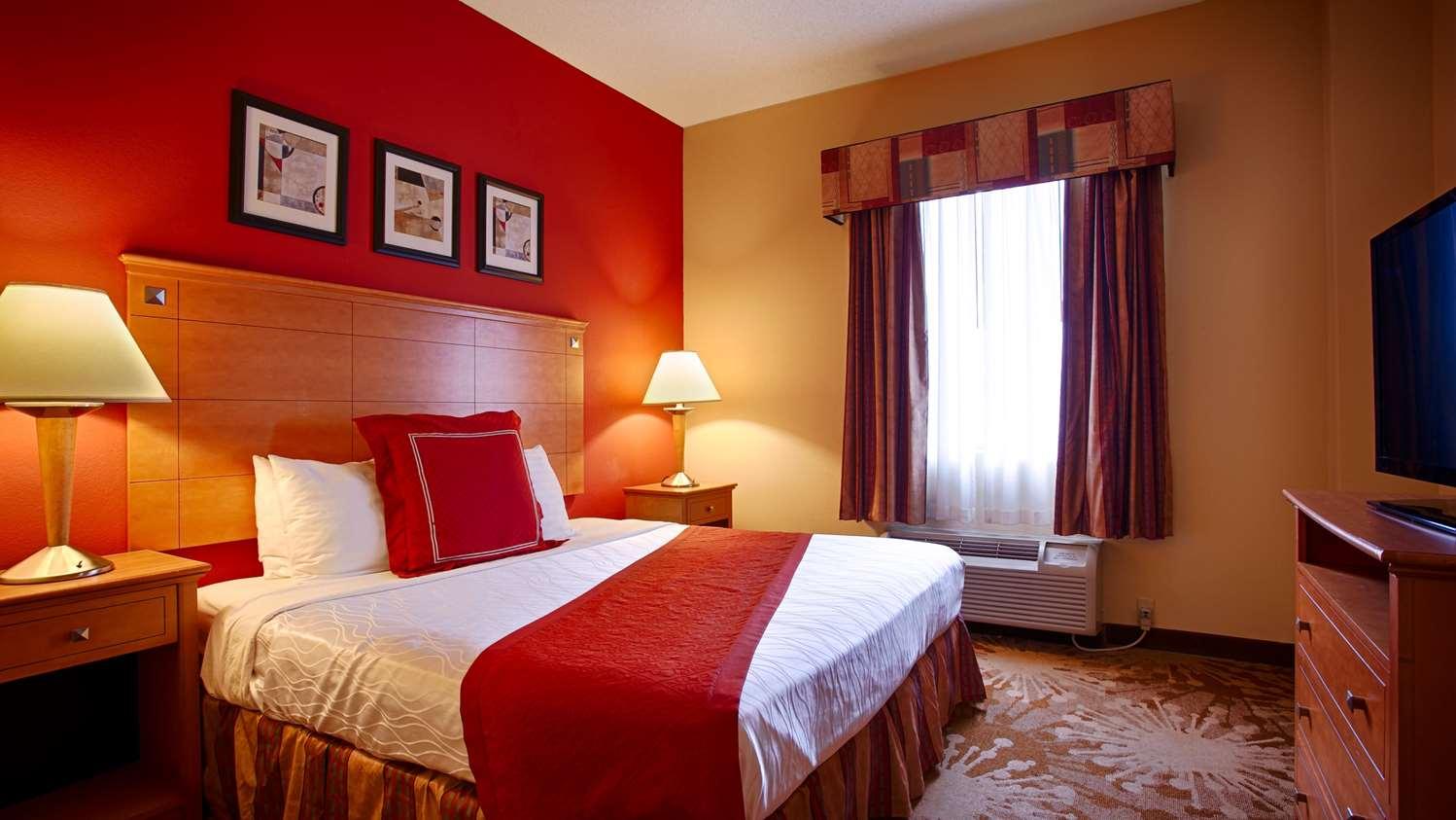 Best Western Plus New Cumberland Εξωτερικό φωτογραφία