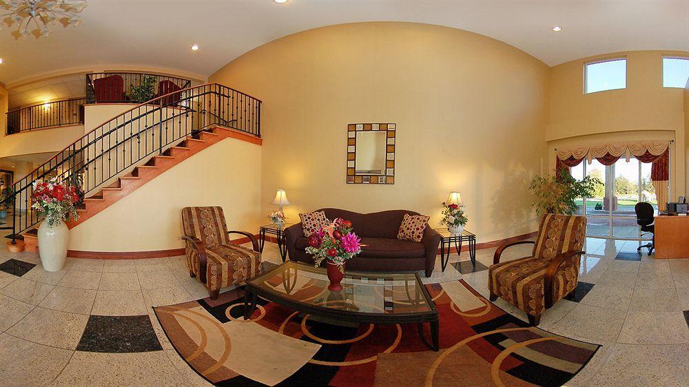 Best Western Plus New Cumberland Εξωτερικό φωτογραφία