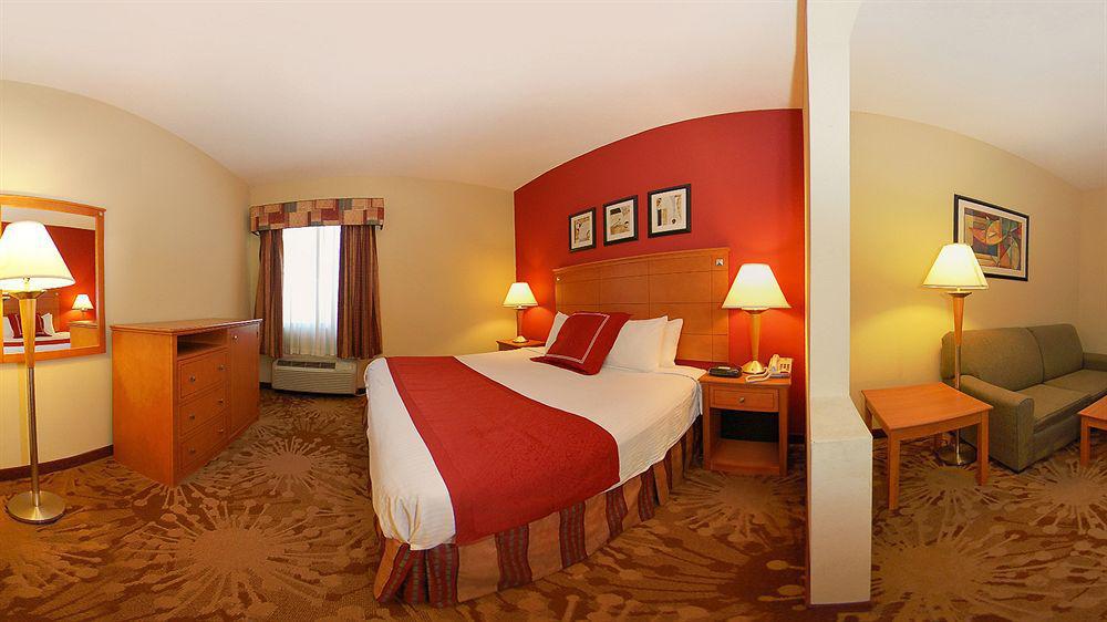 Best Western Plus New Cumberland Εξωτερικό φωτογραφία