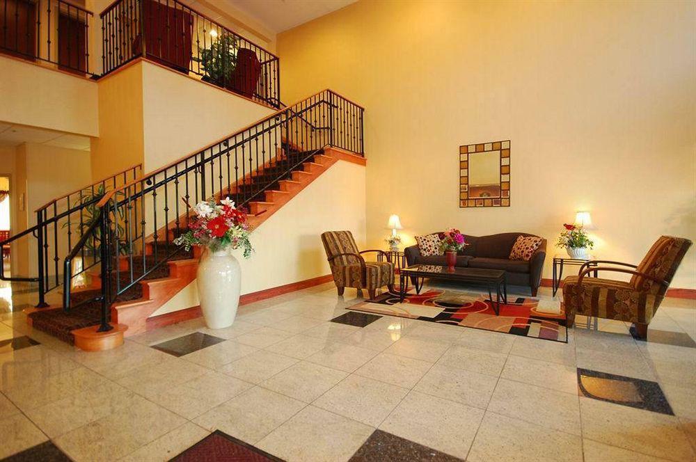 Best Western Plus New Cumberland Εσωτερικό φωτογραφία